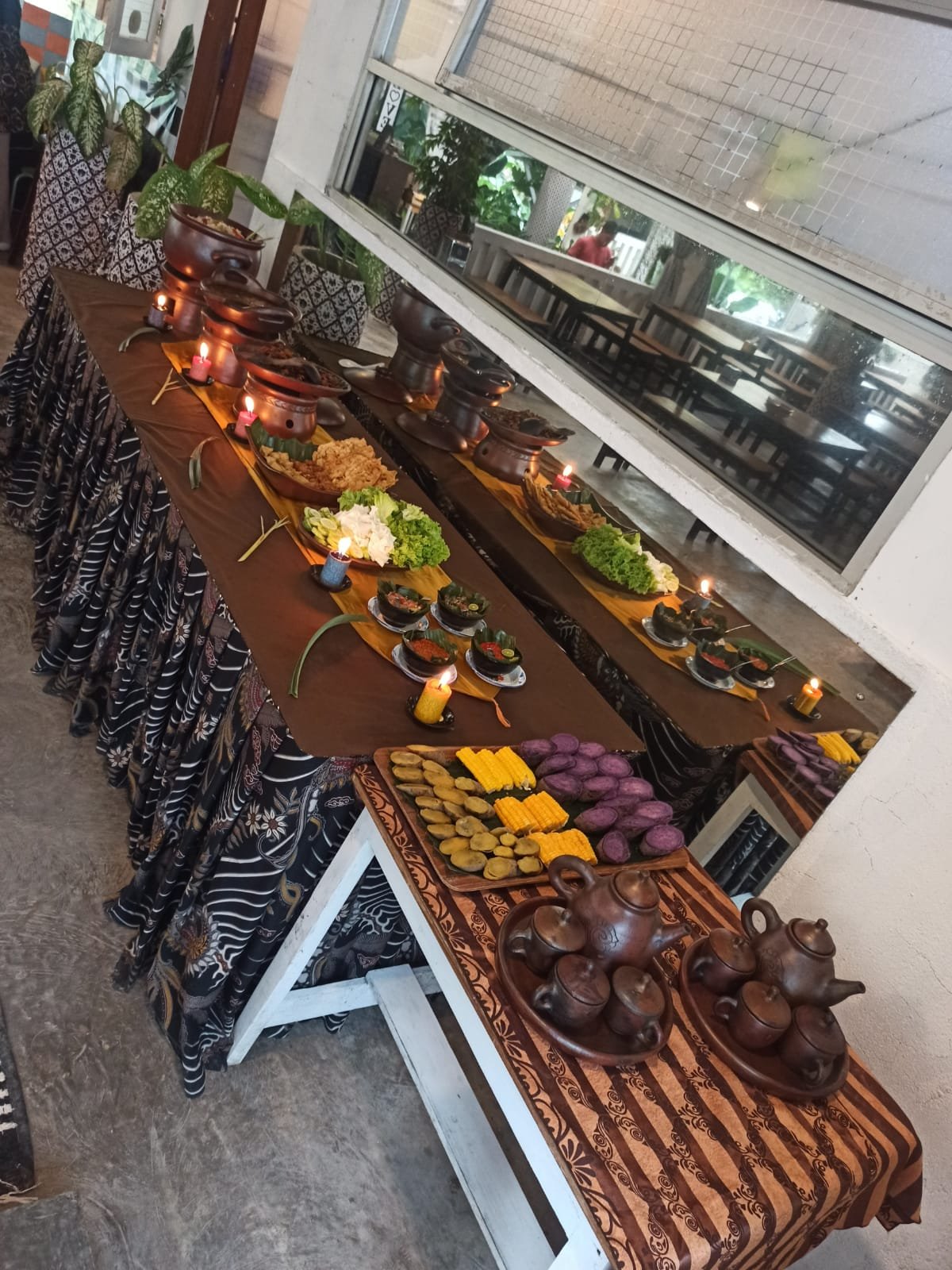 Resto dan kuliner
